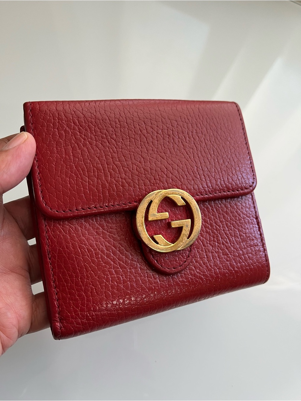 Gucci Interlocking GG Red Leather Wallet - Picture 10 of 10